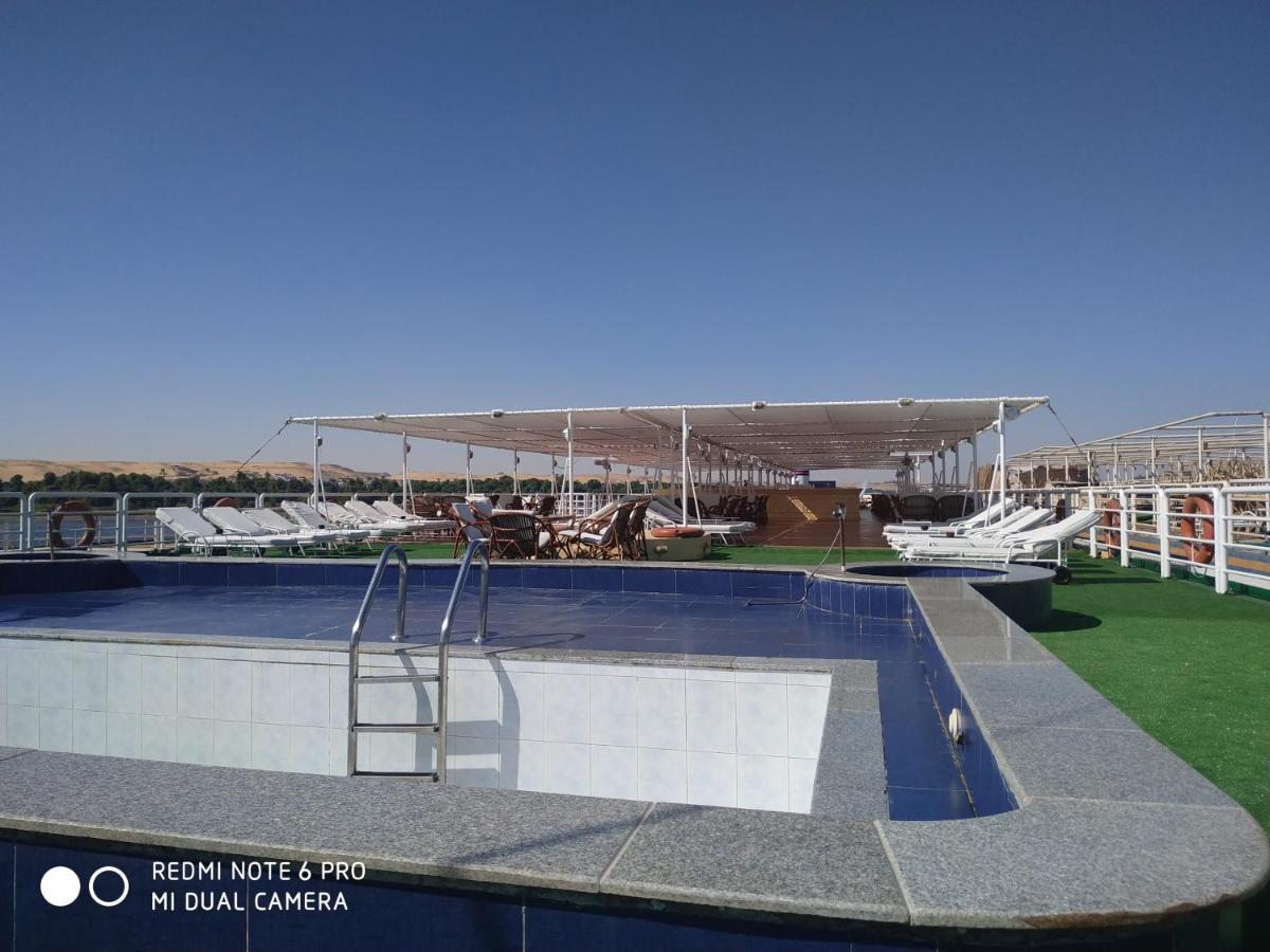King Tut I Nile Cruise - Every Monday 4 Nights From Luxor - Every Friday 7 Nights From Aswan Kültér fotó